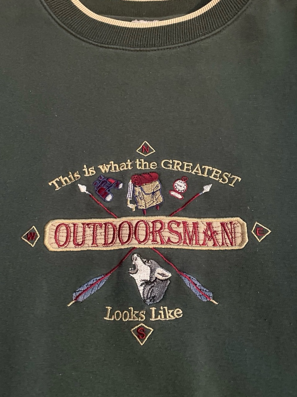 Outdoorsman Embroidered Crewneck - Forest Green